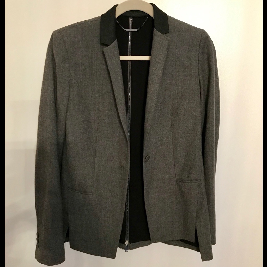 Elie Tahari Gray Blazer Nwot